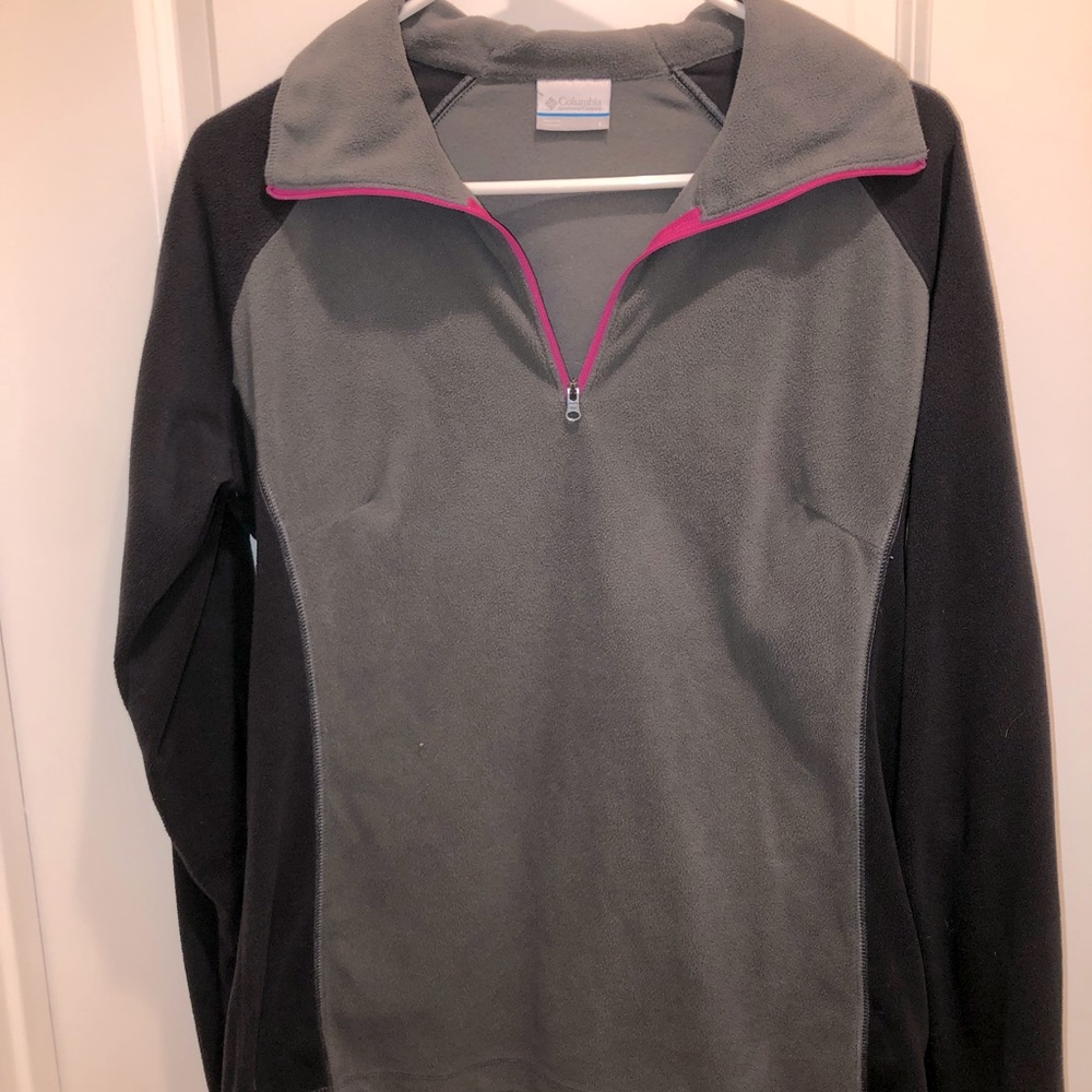 Columbia woman 3/4 zip pullover.